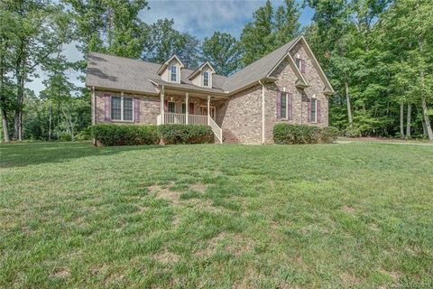 233 Mark Ryan Lane sold home in Puett Acres, Dallas, NC