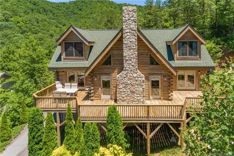 414 Ivy Road sold home in Christmount, Black Mountain, NC