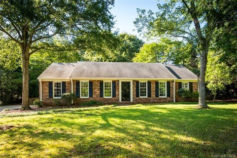 1043 Conestoga Drive