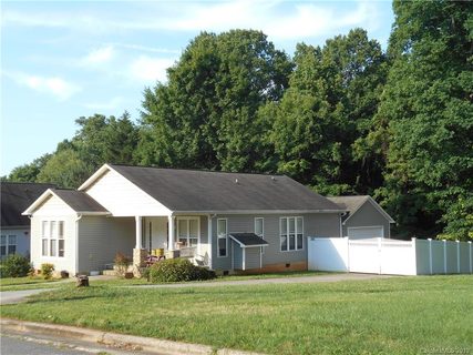 735 N Mulberry Street 48 sold home in Mulberry Street Commons, Statesville, NC