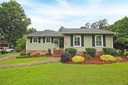 1100 Country Place Drive sold home in Matthews, SC