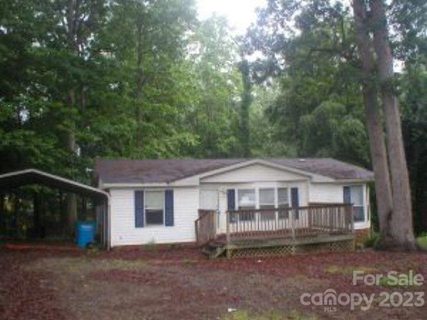 270 Oakhurst Drive North