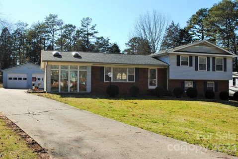 306 Dana Drive