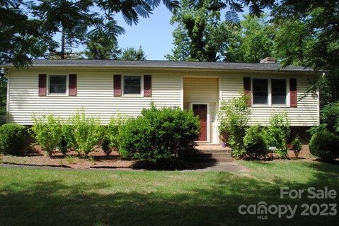 2609 Crane Drive