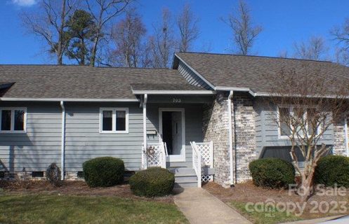 703 Wellington Hills Circle