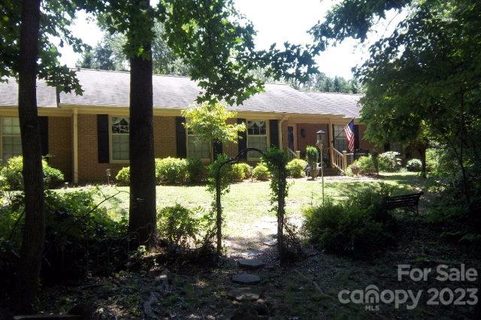 335 Lariat Circle sold home in COLONIAL DOWNS, Salisbury, NC