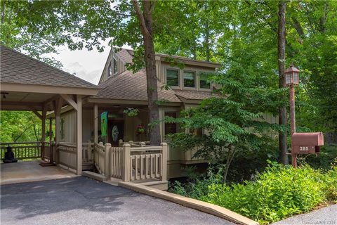 285 Bob White Loop sold home in Quail Ridge Villas, Waynesville, NC