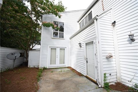 7141 Stonington Lane