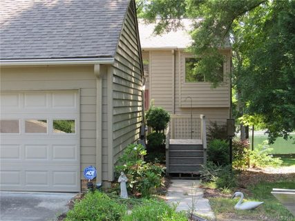 8904 St Croix Lane sold townhome in Raintree Greens, Charlotte, NC