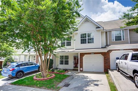 2572 Brackley Place 2082