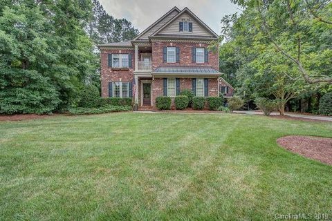 2610 Hamilton Crossings Drive