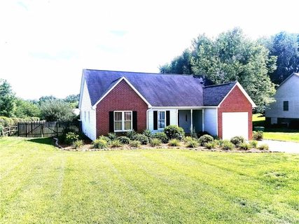 2708 Plantation Way sold home in Vickers Plantation, Albemarle, NC