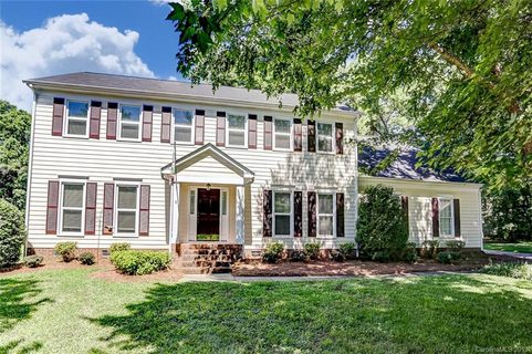 3809 Prestwick Court