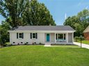 1322 Fox Run Drive sold home in Charlotte, SC