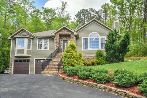 23 Creek Run Road sold home in Forest Creek, Candler, NC