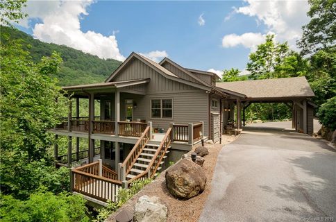 199 W Rochester Drive sold home in Cedar Hill, Cashiers, NC