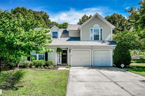 9439 Monarda Court sold home in Gaitwood, Charlotte, NC