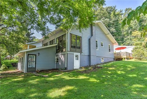 5 Wood Avenue