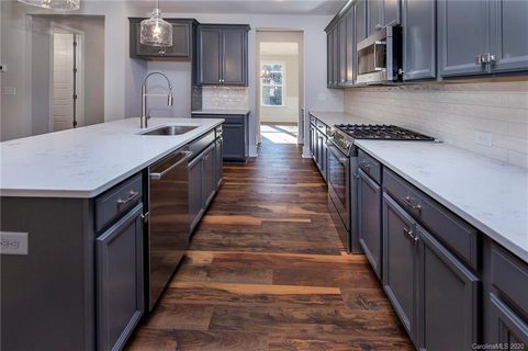 1675 Gaston Day School Road sold home in Hearthstone, Gastonia, NC