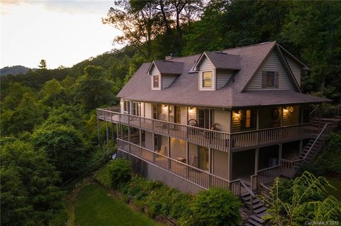815 Dogwood Lane sold home in Laurel Park, Blowing Rock, NC