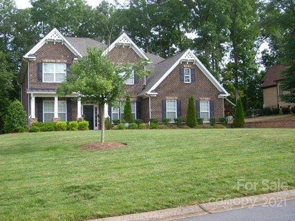 7345 Snowbird Court 25 sold home in Red Oak Estates, Mint Hill, NC