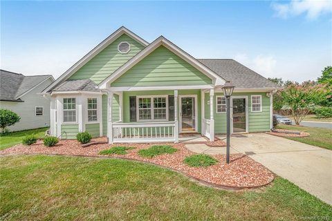 4909 Hunters Knoll Drive