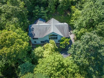 160 Maryland Place sold home in The Rainbow, Montreat, NC