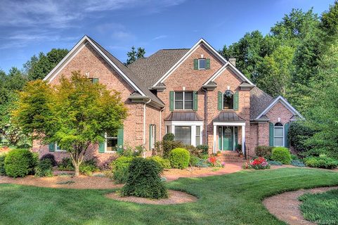 1217 Weddington Hills Drive sold home in Weddington Hills, Matthews, NC
