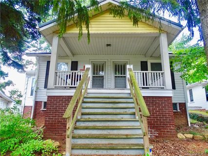 16 Oteen Park Place sold home in Oteen Park, Asheville, NC