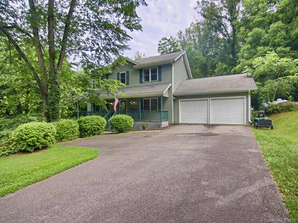 6 Countryside Estate sold home in Countryside Estates, Barnardsville, NC