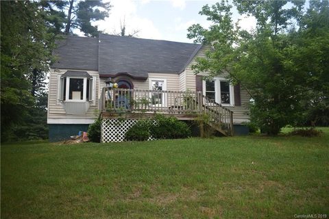 61 Camellia Lane sold home in Ellen Green, Canton, NC