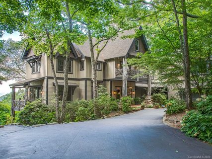 173 Pinkerton Corner sold home in Butler Mountain Highlands, Fairview, NC