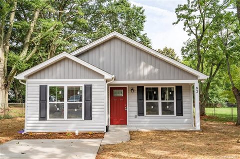 82 Winecoff Avenue 15