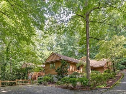 39 Foxglove Road