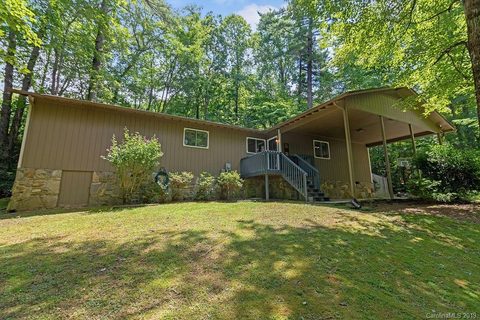 27 Spring Valley Road