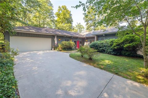 874 Cherokee Place sold home in Country Club Acres, Lenoir, NC