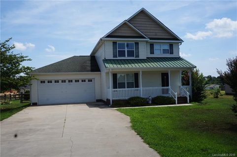 3718 Fieldhaven Court sold home in Bellehaven, Maiden, NC