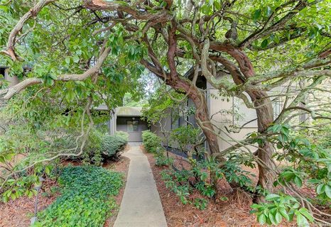 20 Laurelwood Circle sold condo in Laurelwood, Hendersonville, NC