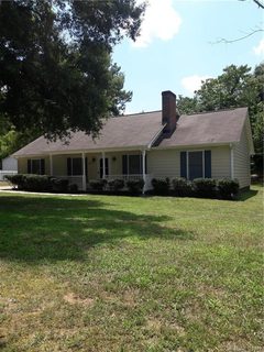 651 Tryon Place
