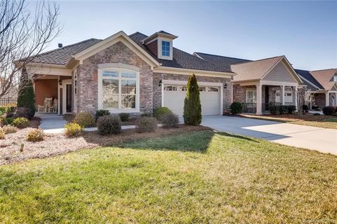 102 Cambria Place sold home in The Courtyards at Brawley Point, Mooresville, NC