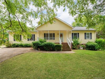 139 Stacybrook Drive
