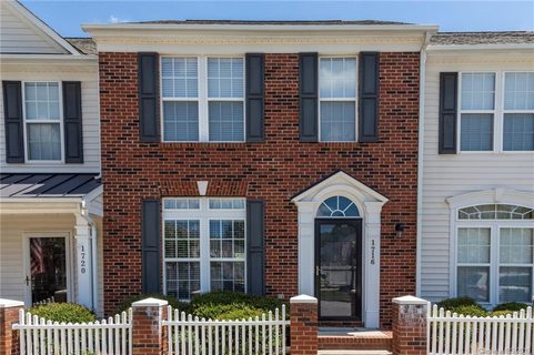 1716 Chamberside Drive sold home in Manchester, Rock Hill, SC