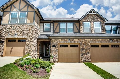 827 Ayrshire Avenue sold townhome in Ayrshire, Fort Mill, SC