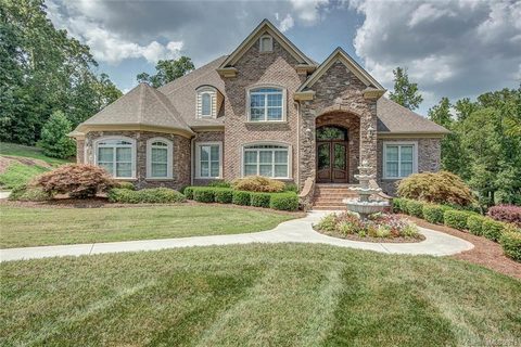 3401 Araglin Drive