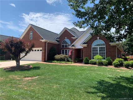 1594 Elkhart Circle sold home in HOFFMAN PLACE, Gastonia, NC