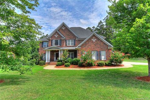 918 Patricians Lane sold home in The Estates At Wesley Oaks, Monroe, NC