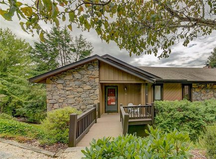 153 Country Ridge Road sold condo in Country Ridge, Hendersonville, NC
