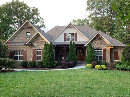 226 Oxford Place Drive