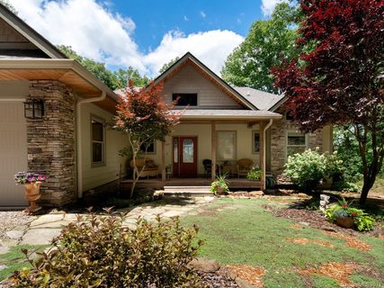 243 Lincoln Way