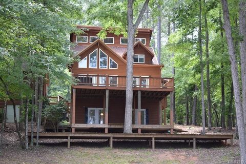 823 Woodside Drive sold home in Woodside, Winnsboro, SC